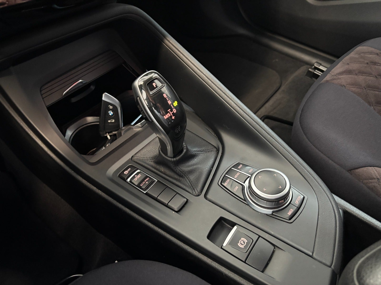 Sort BMW X1 fra 2018