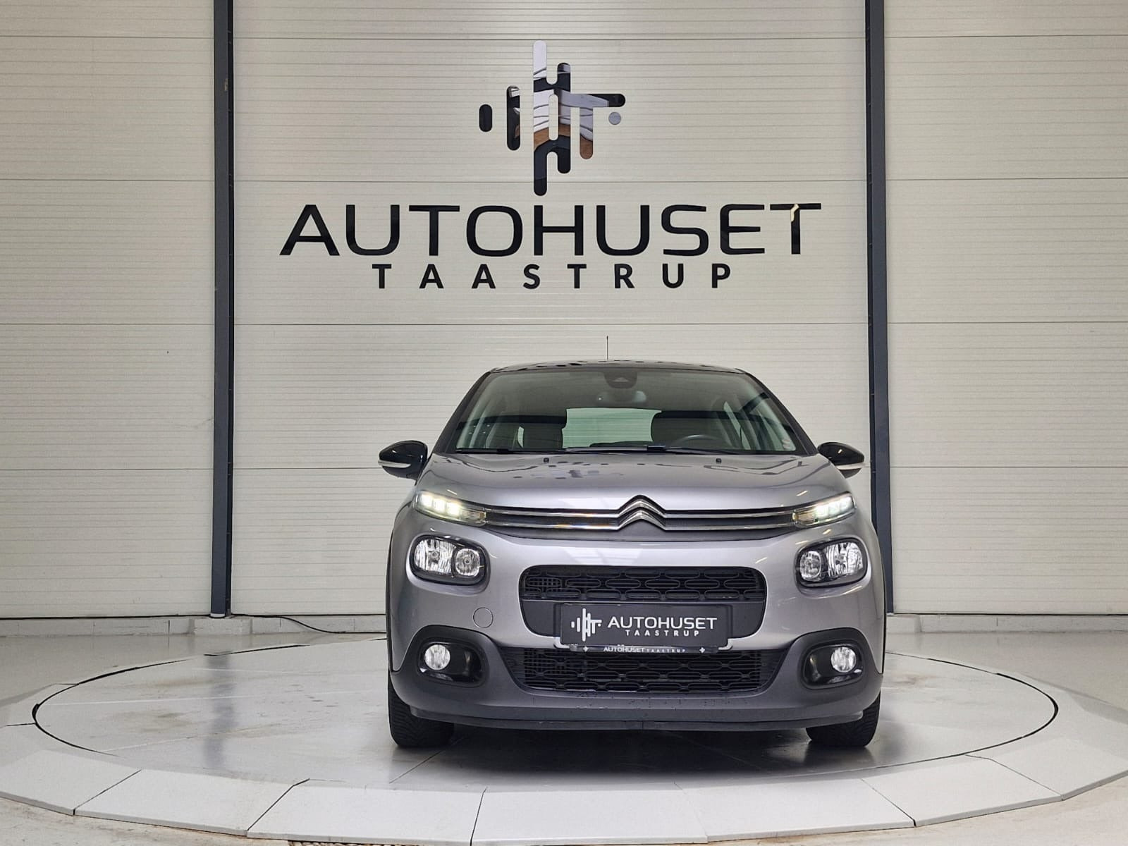 Grå Citroën C3 fra 2018