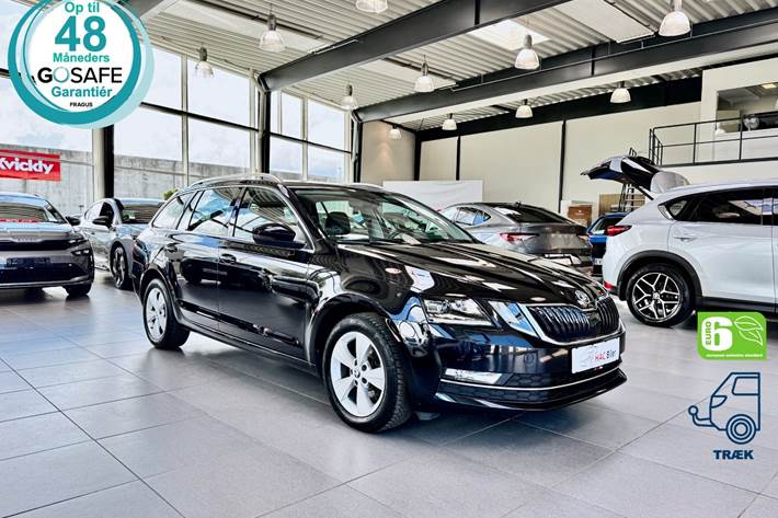 Sort Skoda Octavia fra 2020