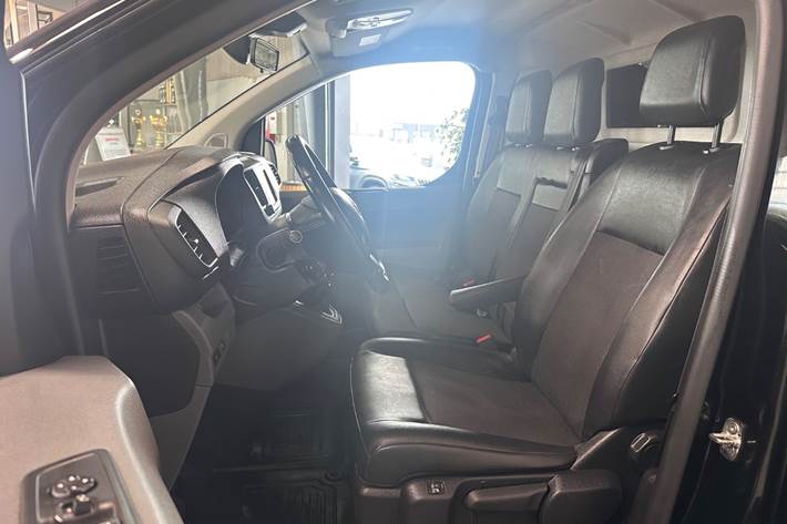 Sort Toyota ProAce fra 2021