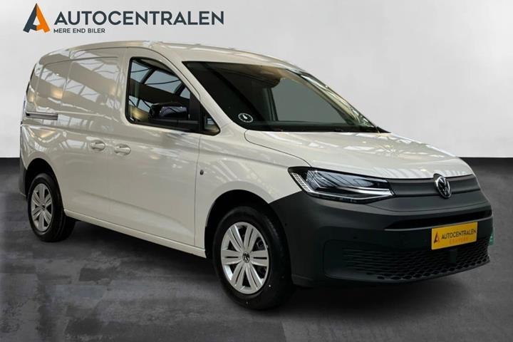 Hvid VW Caddy fra 2026 set udefra