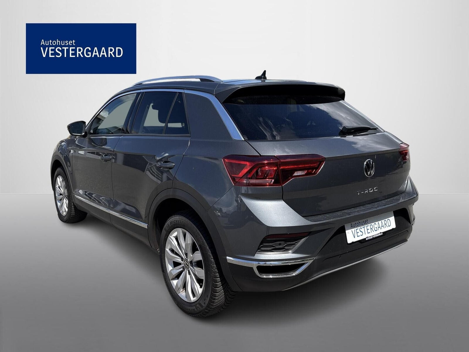 Grå VW T-Roc fra 2022