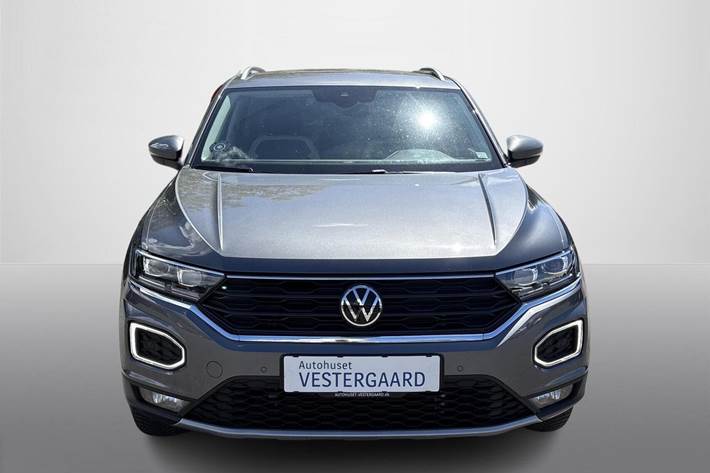 Grå VW T-Roc fra 2022