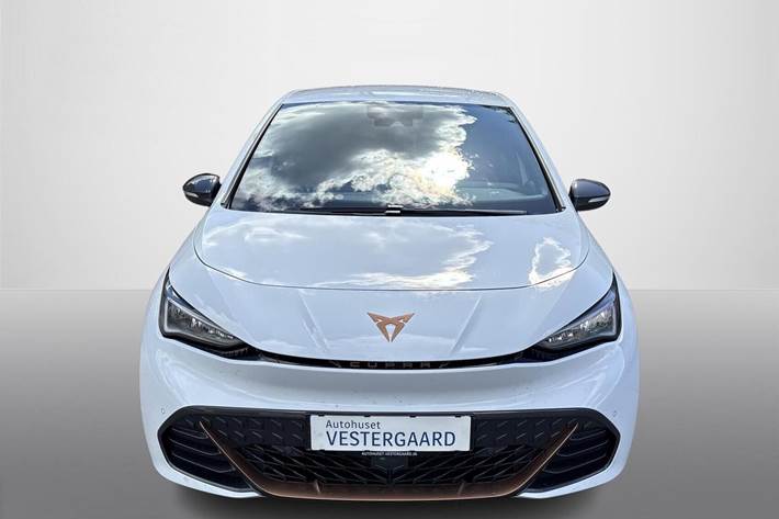 Hvid Cupra Born fra 2022