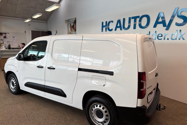 Hvid Citroën Berlingo fra 2021