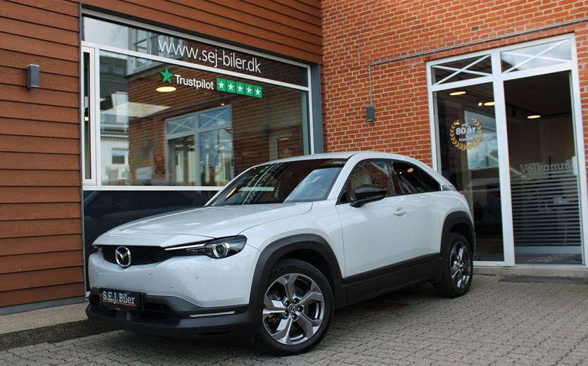 Mazda MX-30 e-SkyActiv First Edition