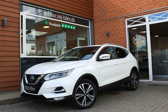 Hvid Nissan Qashqai fra 2019