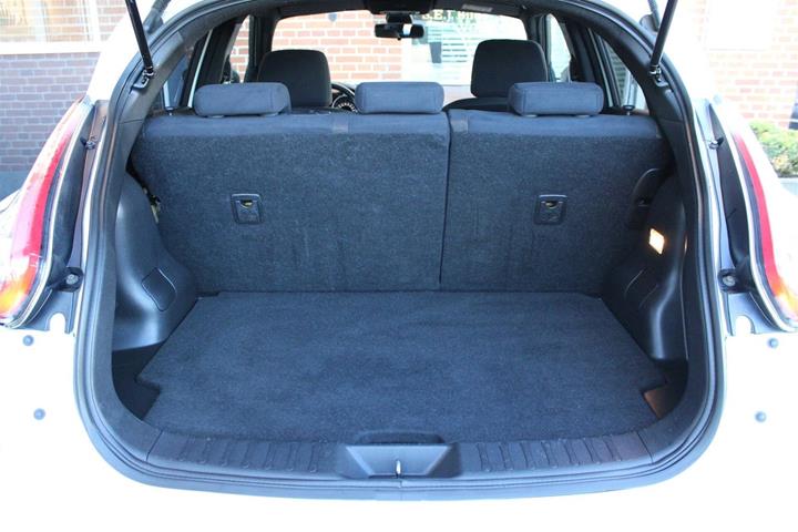 Hvid Nissan Juke fra 2015