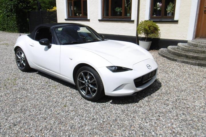 Hvid Mazda MX-5 fra 2015
