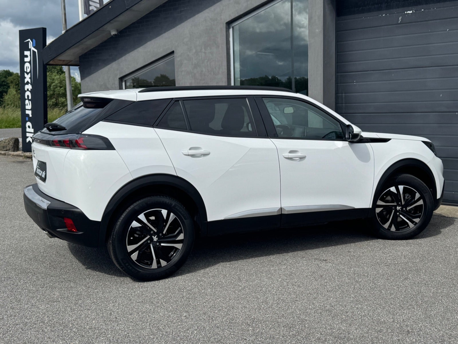 undefined Peugeot 2008 fra 2020