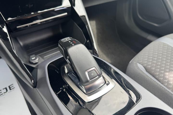 undefined Peugeot 2008 fra 2020
