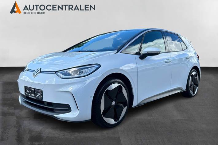 Hvid VW ID.3 fra 2023 set udefra