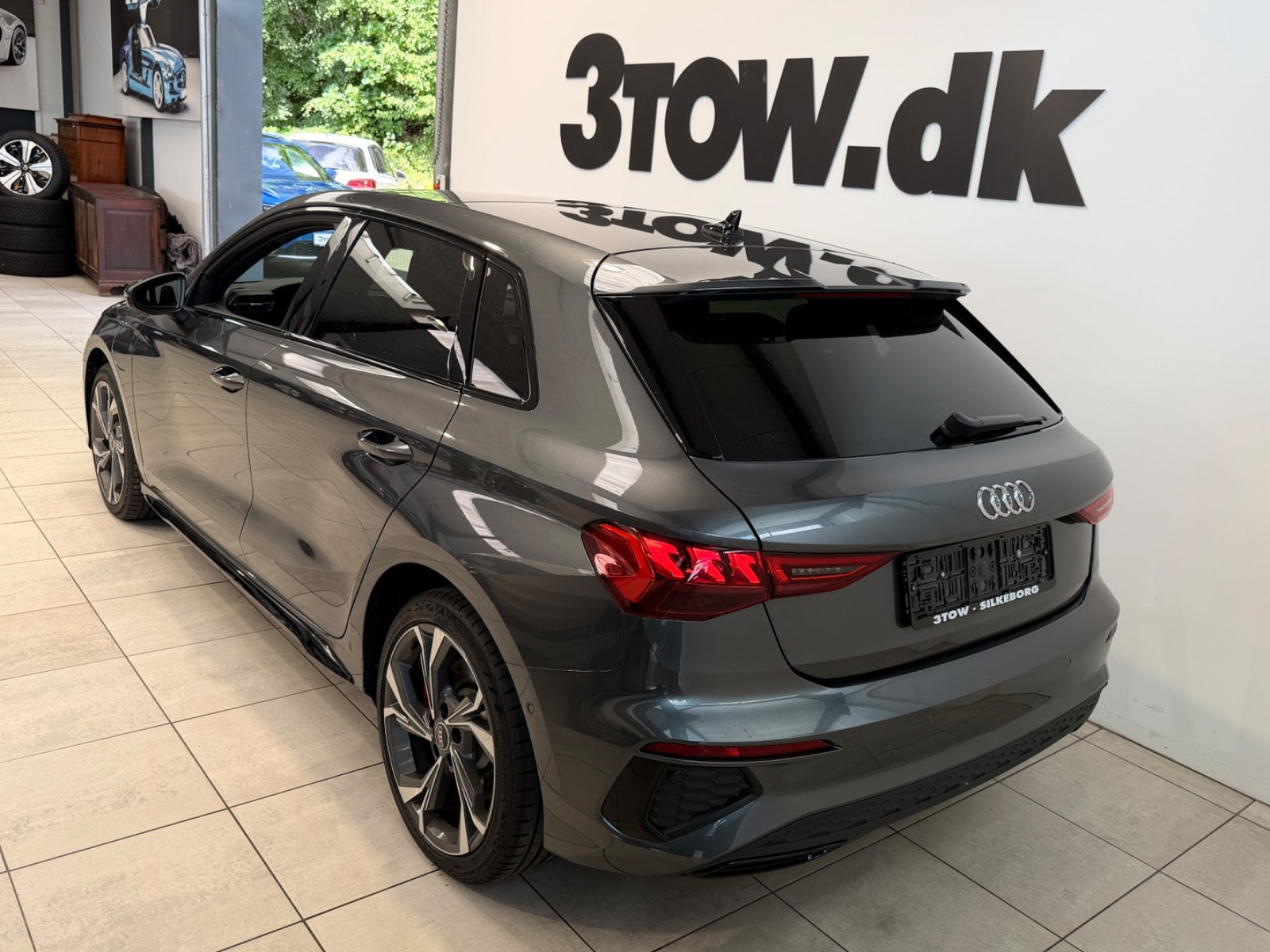 Grå Audi A3 fra 2021