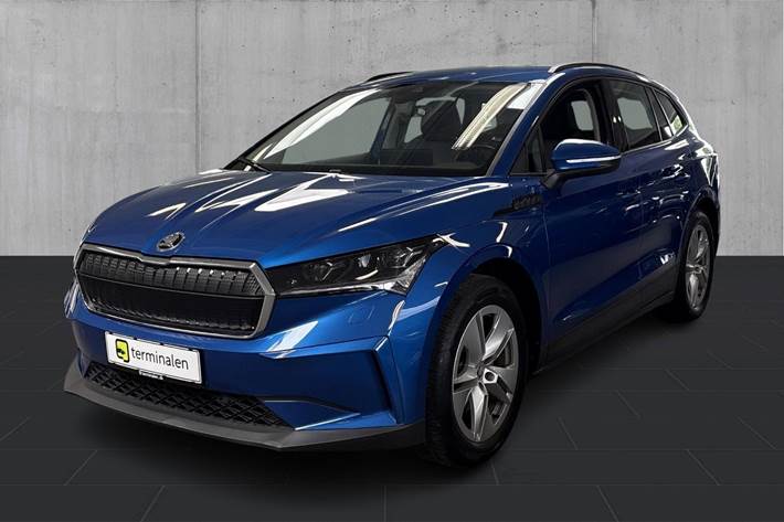 Blå Skoda Enyaq fra 2022