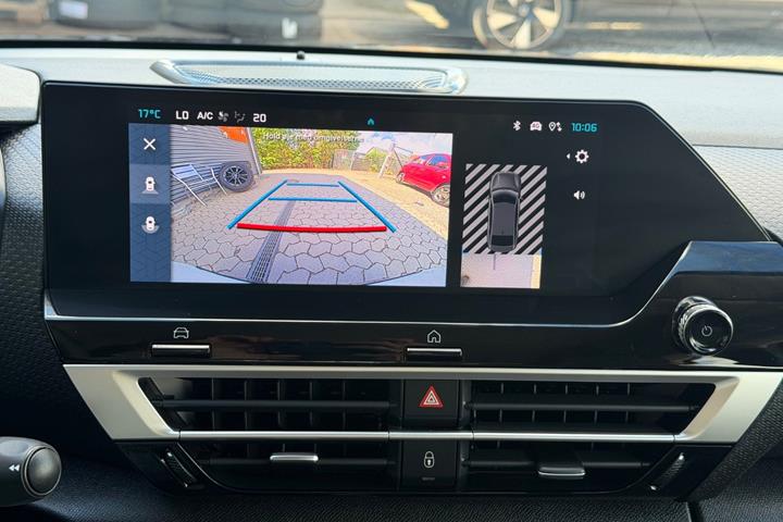 Sort Citroën ë-C4 X fra 2025