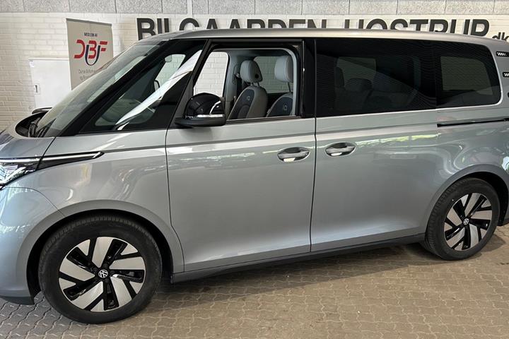 Grå VW ID.Buzz fra 2023