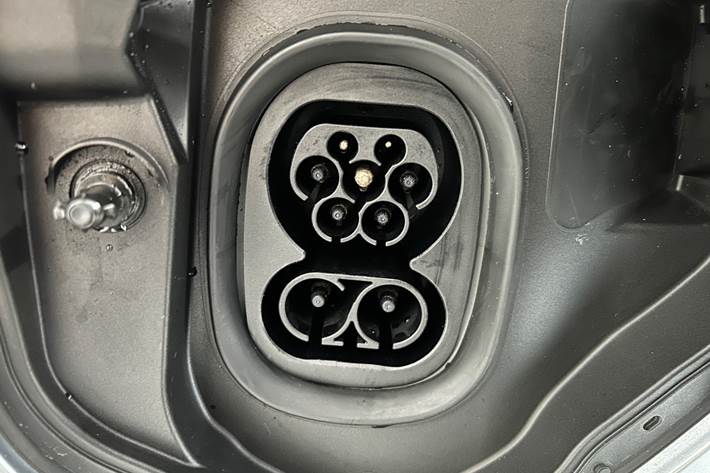 Grå VW ID.Buzz fra 2023