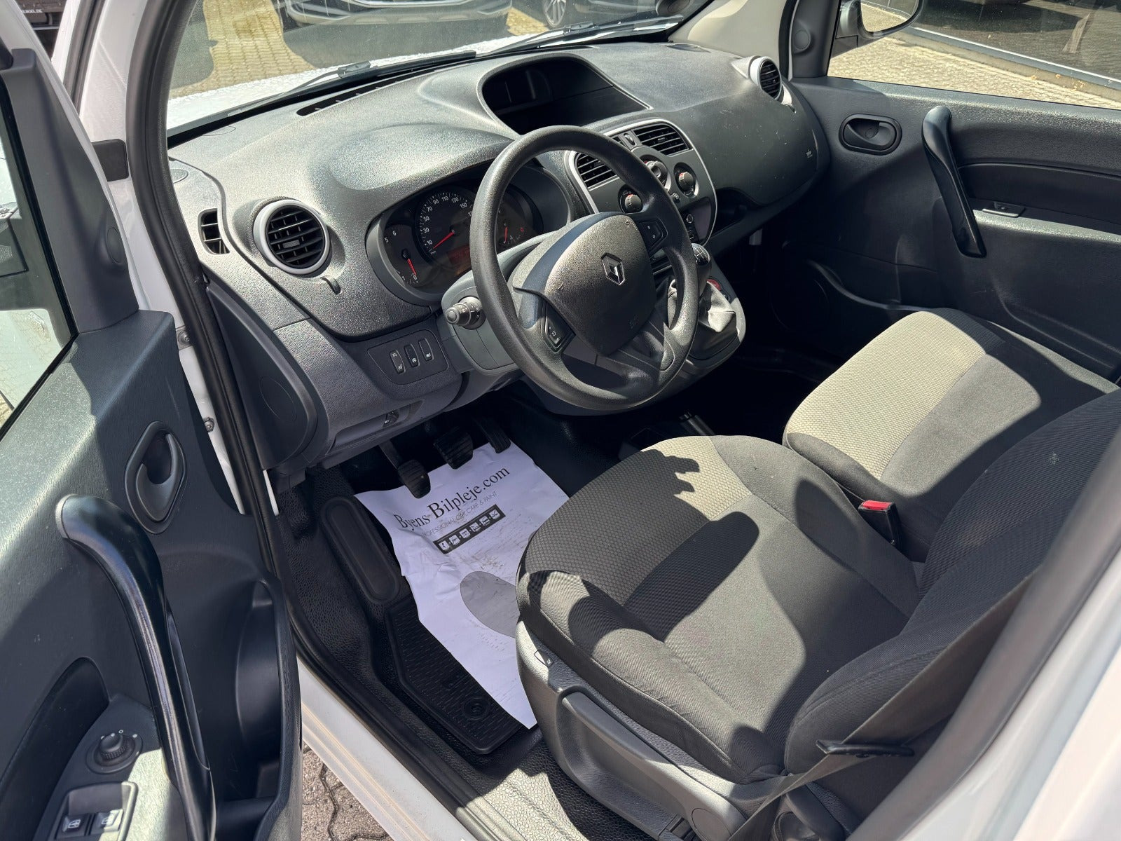 Hvid Renault Kangoo fra 2018