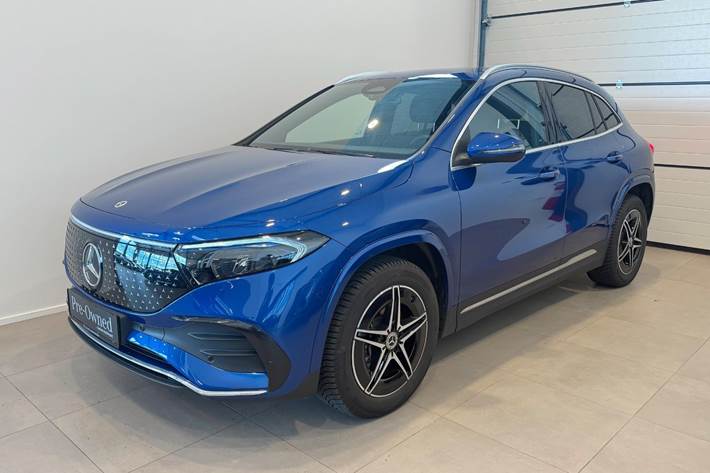 Blå Mercedes EQA350 fra 2024