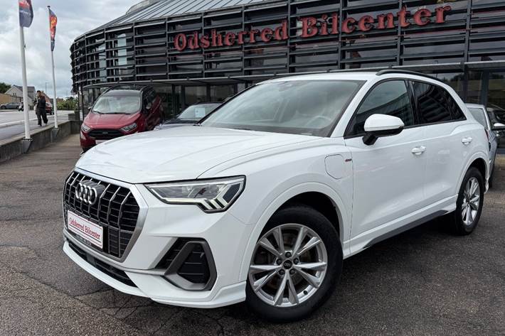 Hvid Audi Q3 fra 2021