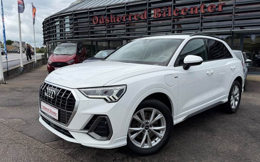Audi Q3 45 TFSi e S-line plus S-tr.