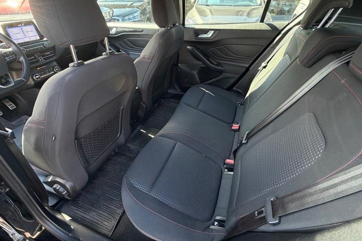 Sort Ford Focus fra 2019