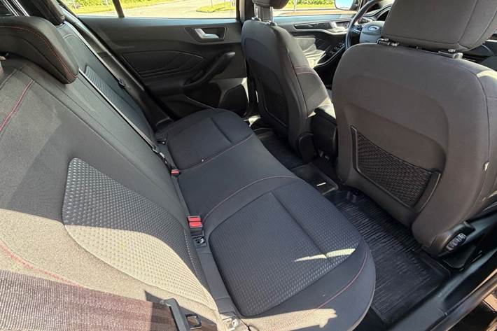 Sort Ford Focus fra 2019