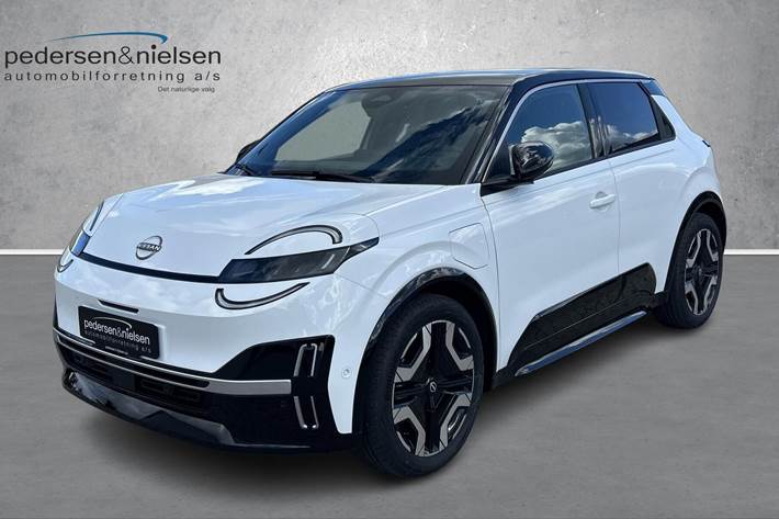Hvid Nissan Micra fra 2026