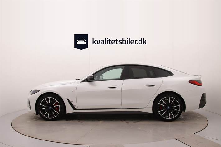Hvid BMW i4 fra 2023
