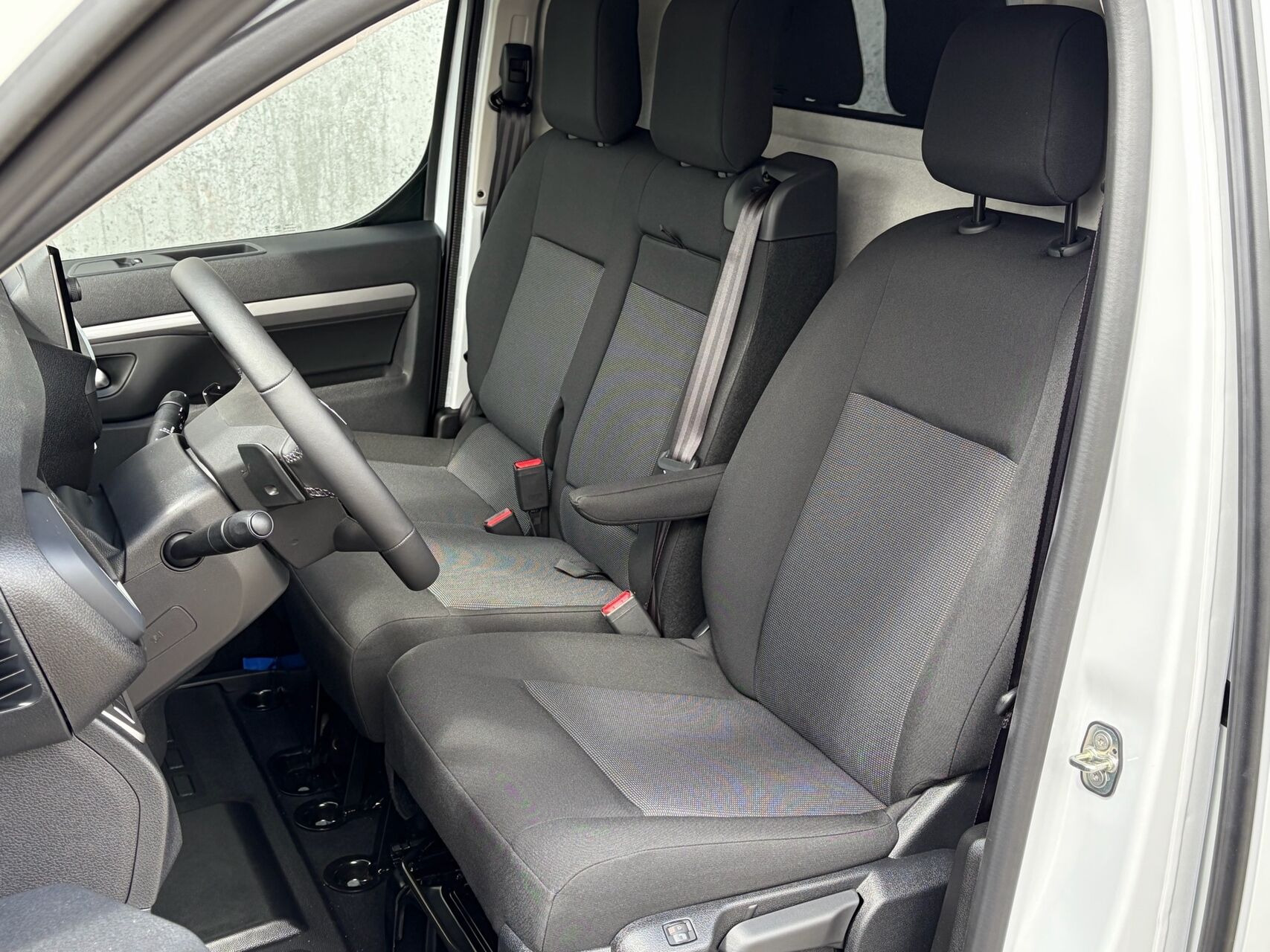 Hvid Fiat E-Scudo fra 2026