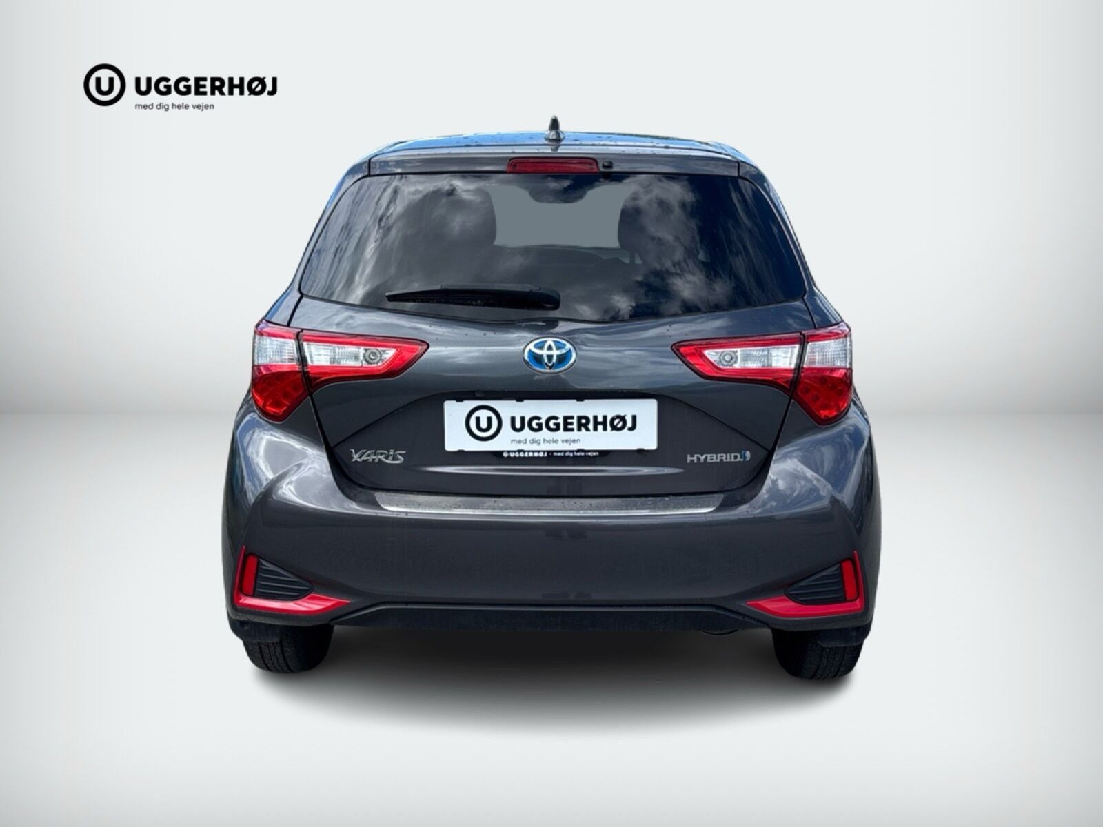 Grå Toyota Yaris fra 2020