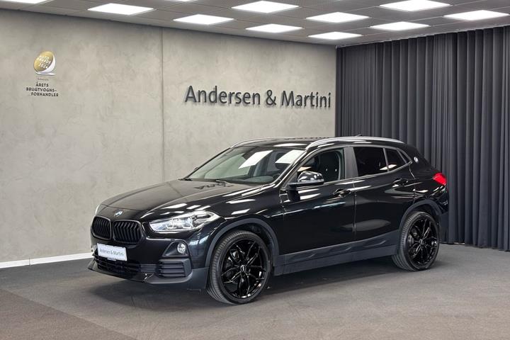Sort BMW X2 fra 2018