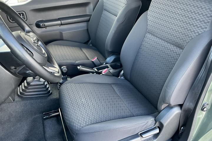 Grøn Suzuki Jimny fra 2021