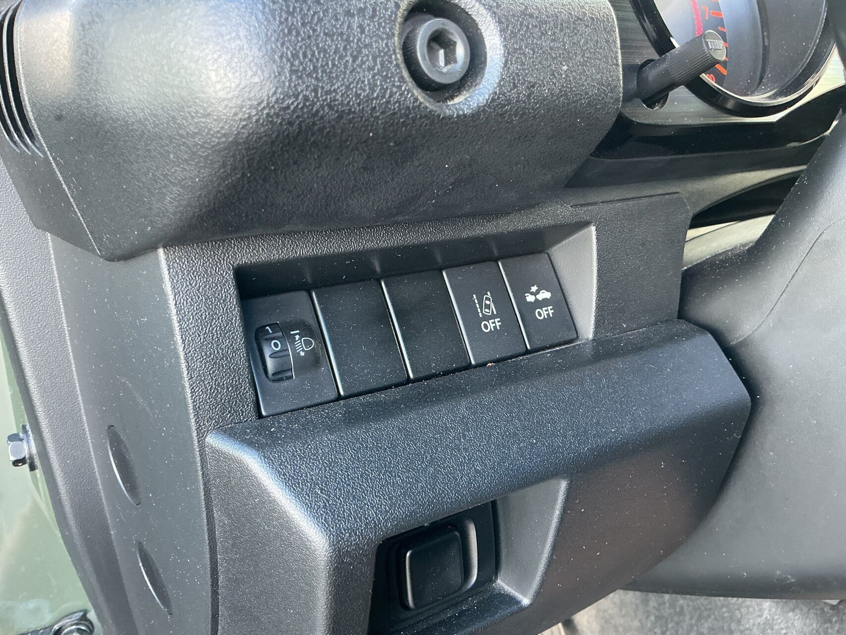 Grøn Suzuki Jimny fra 2021