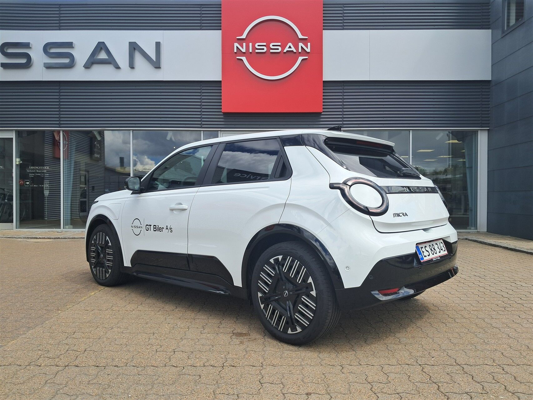 Hvid Nissan Micra fra 2026