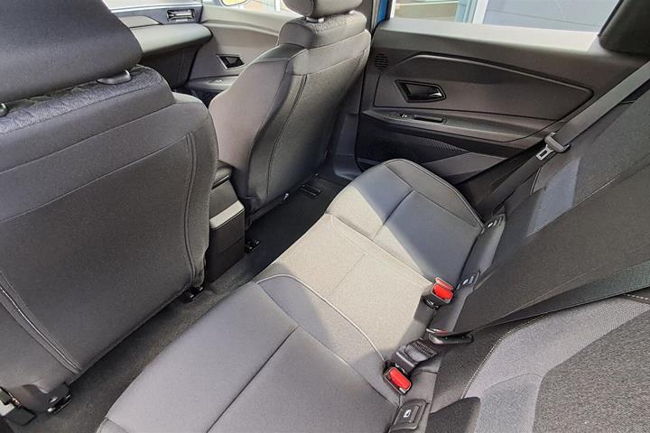 Hvid Nissan Micra fra 2026