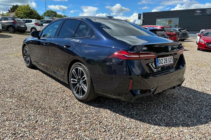 undefined BMW i5 fra 2024