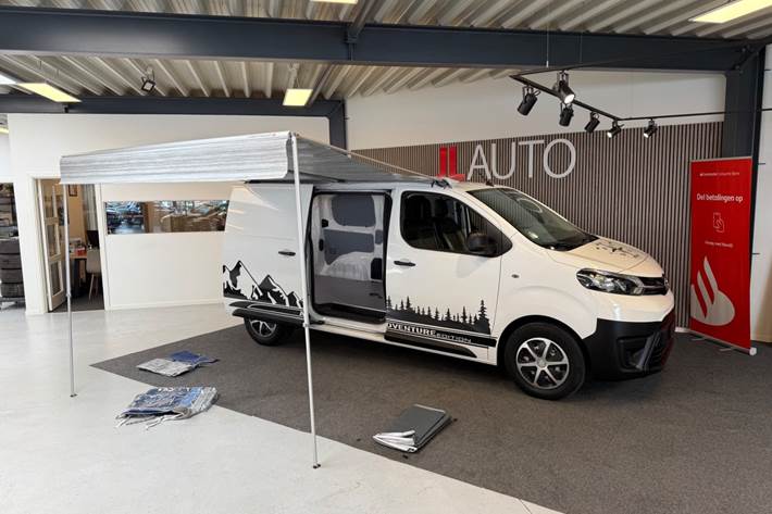 Hvid Toyota ProAce fra 2017