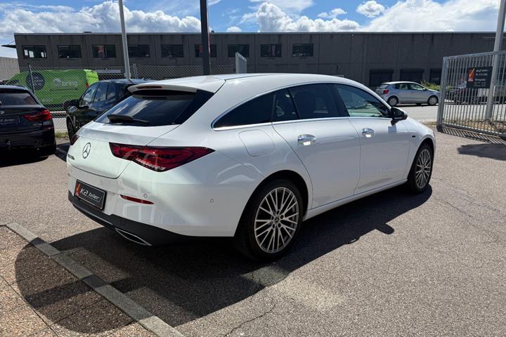Hvid Mercedes CLA250 e fra 2021