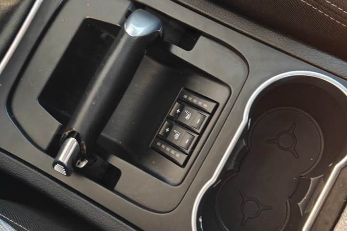 Gul Ford S-MAX fra 2012