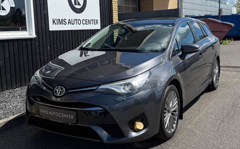 Toyota Avensis 1,8 VVT-i T2 Executive Touring Sports
