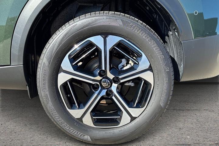 Grøn Citroën e-C3 Aircross fra 2025