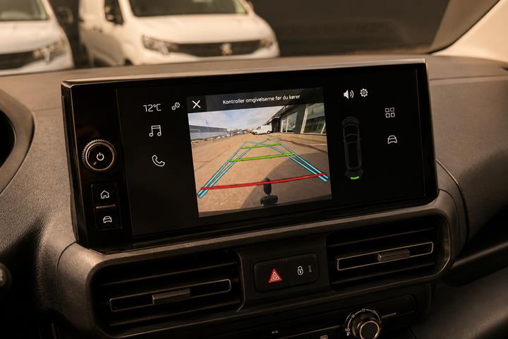 Hvid Peugeot Partner fra 2024