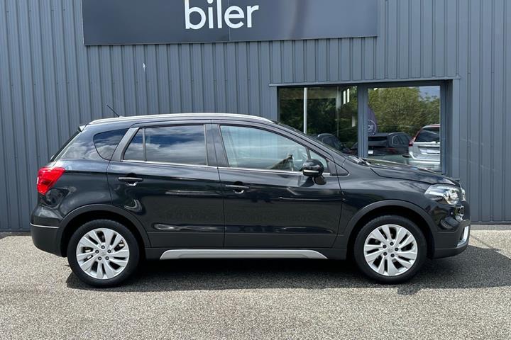 Sort Suzuki S-Cross fra 2018