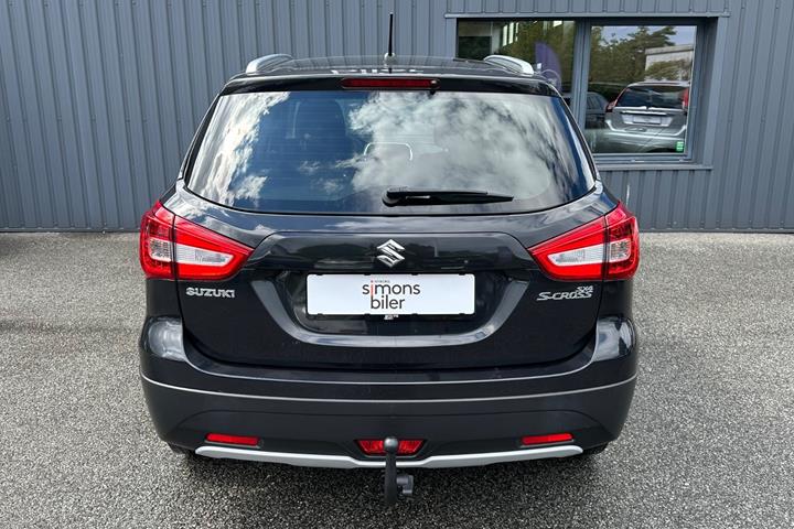 Sort Suzuki S-Cross fra 2018