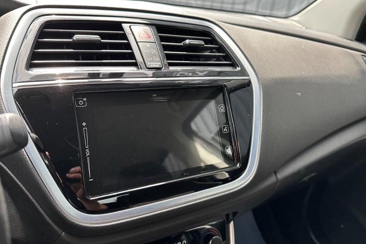 Sort Suzuki S-Cross fra 2018