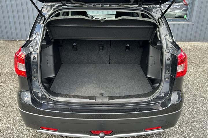 Sort Suzuki S-Cross fra 2018