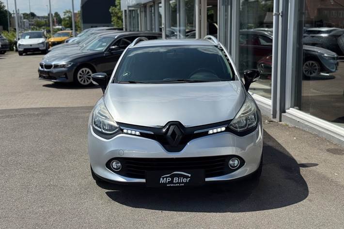 Sølv Renault Clio IV fra 2014
