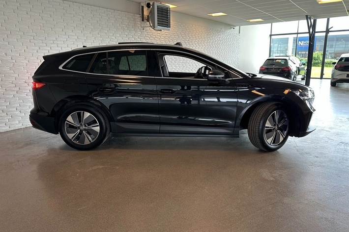 Sort Skoda Enyaq fra 2022