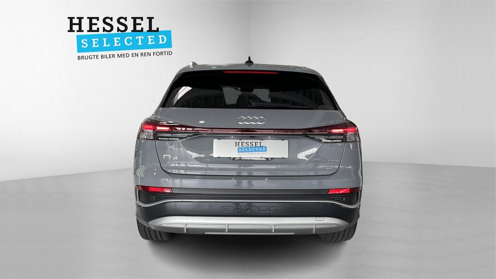 Grå Audi Q4 e-tron fra 2025